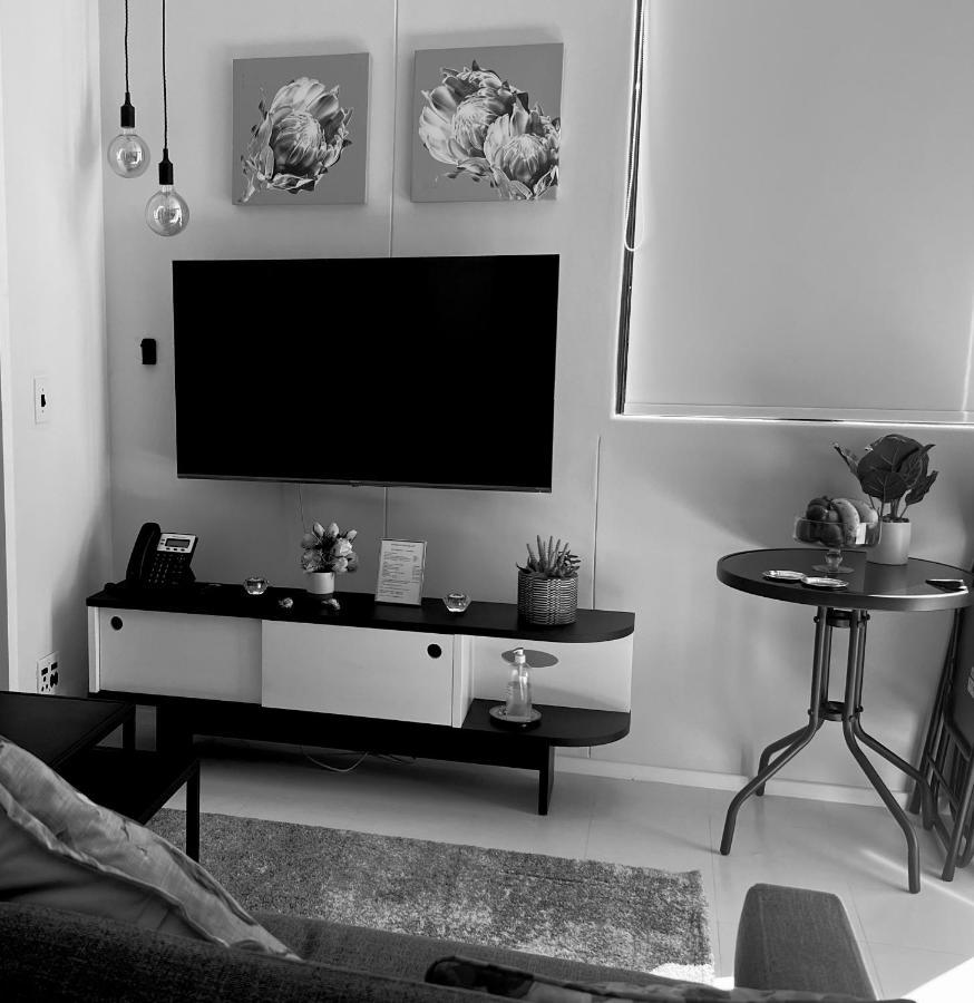 Flamingo Sea Point Sea View Luxury Best Position 1 Bedroom Apartment Queen Size Bed & Inverter For Tv Kapské Město Exteriér fotografie